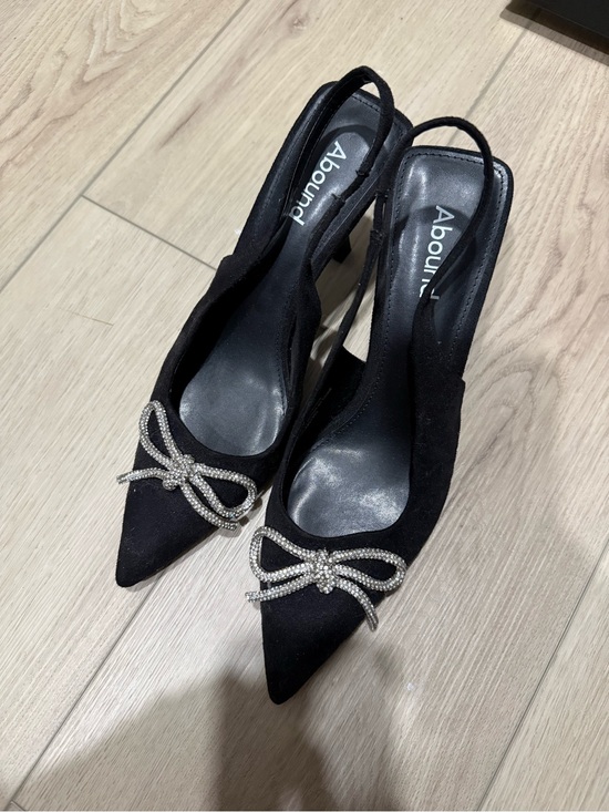 Abound Shoes - Abound Black Pointed Slingback Heels with Crystal Bow Accent